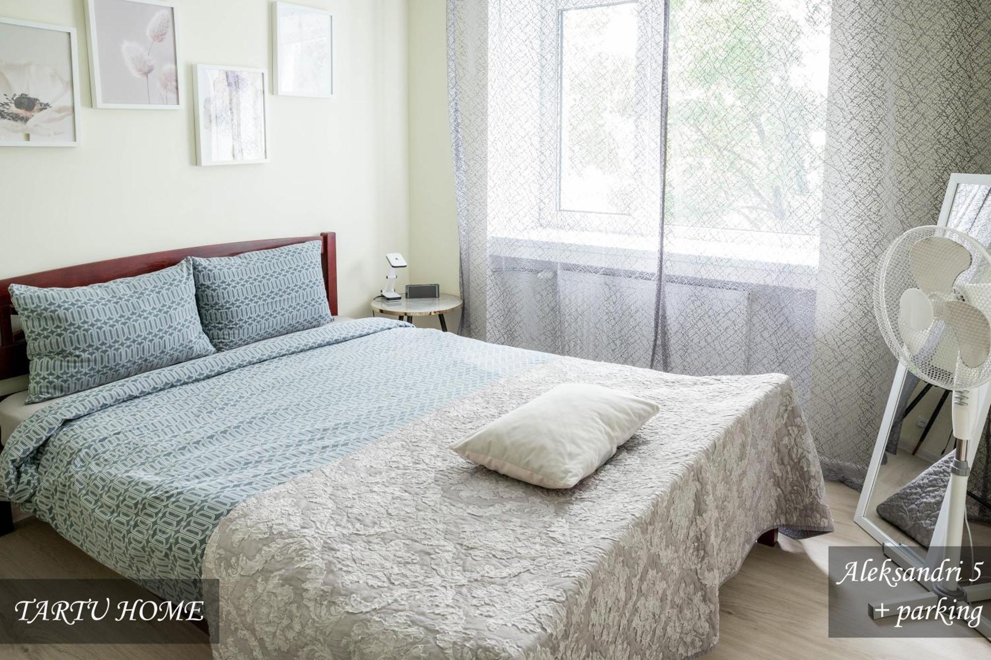 City Center Turu Str Apartments, Parking, Tartu Home Exterior photo